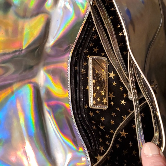 Iridescent clutch with strap - Picture 3 of 3
